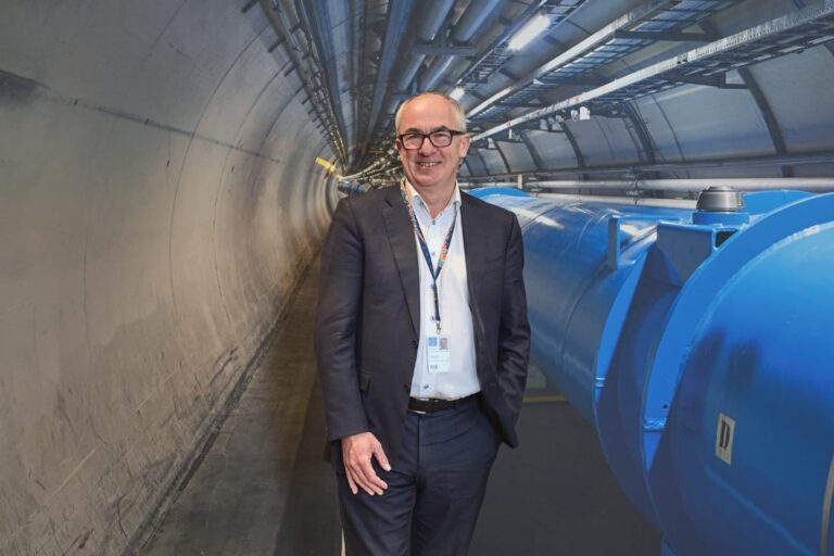 British Physicist Mark Thomson Appointed Next Leader of CERN: Facing Challenges and a New Vision for the Future